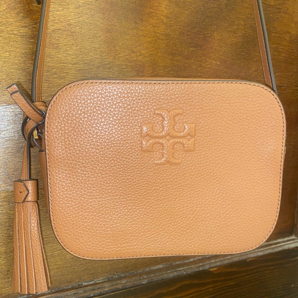 Brown tory burch crossbody